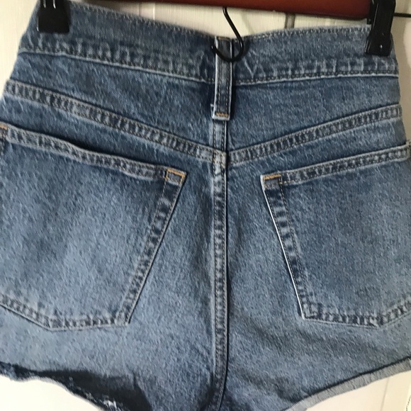 NWT, GAP cheeky sky high denim shorts, size: 26/2P - Picture 9 of 16